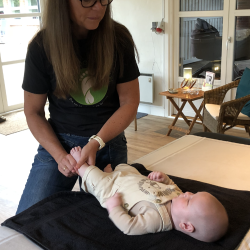 Zoneterapi for baby i Nørup
